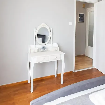 Apartment Modern Apt In Galatsi With Stunning Views Of *