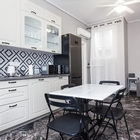 Apartment Modern Apt In Galatsi With Stunning Views Of Athens